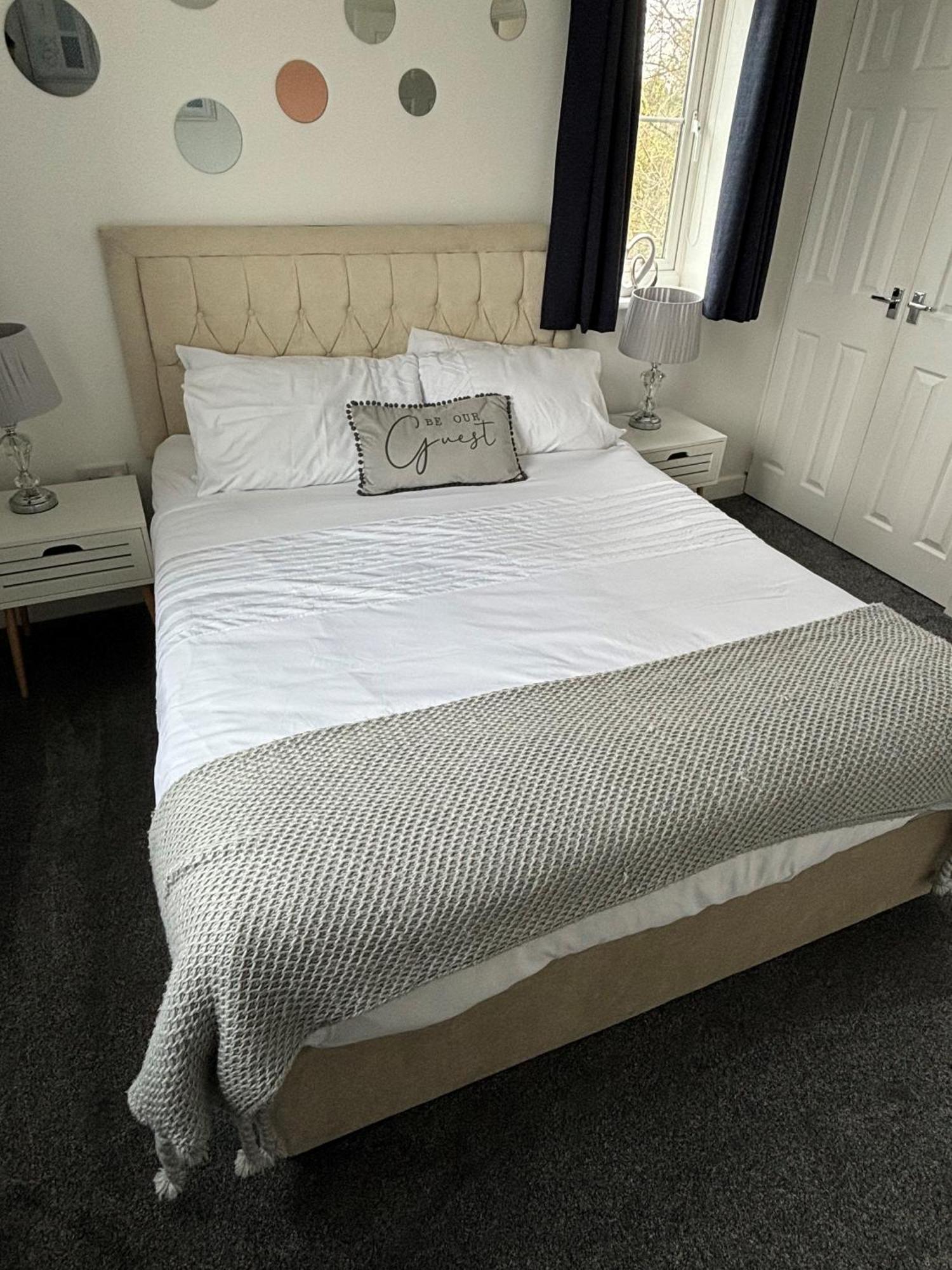 Cathedral Apartment Личфилд Экстерьер фото